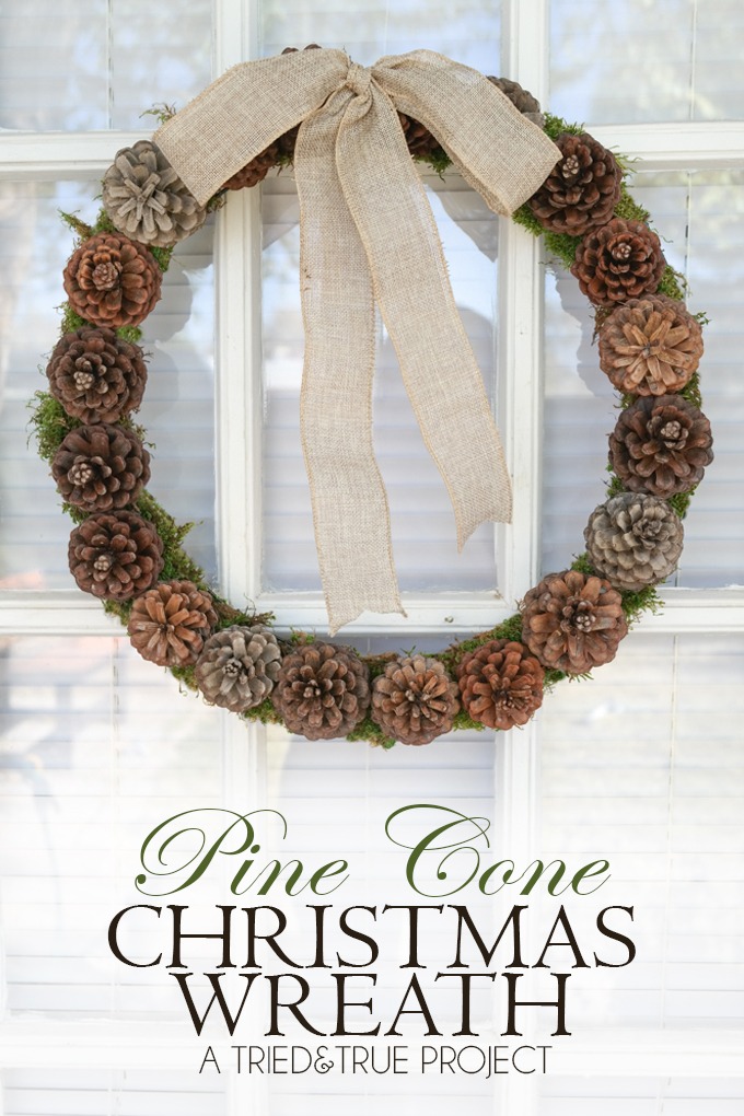 50+ Festive Wreaths To Deck Your Door For The Holidays 34