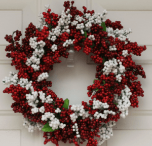 50+ Festive Wreaths To Deck Your Door For The Holidays 10