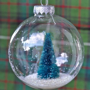 75 DIY Ornaments That'll Take Your Tree To The Next Level 89