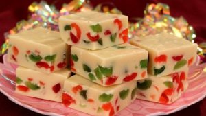 50 Awesome Christmas Fudge Recipes Bursting With Holiday Flavor 48