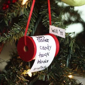 75 DIY Ornaments That'll Take Your Tree To The Next Level 24