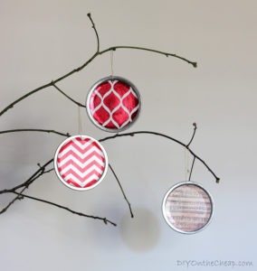 75 DIY Ornaments That'll Take Your Tree To The Next Level 77
