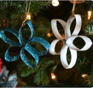 75 DIY Ornaments That'll Take Your Tree To The Next Level 85