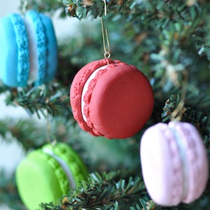 75 DIY Ornaments That'll Take Your Tree To The Next Level 106
