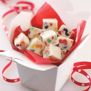 50 Awesome Christmas Fudge Recipes Bursting With Holiday Flavor 40