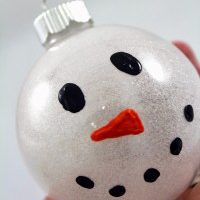 75 DIY Ornaments That'll Take Your Tree To The Next Level 19
