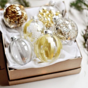75 DIY Ornaments That'll Take Your Tree To The Next Level 11