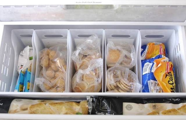 20 Brilliant Hacks To Keep Your Fridge Clean And Organized 24