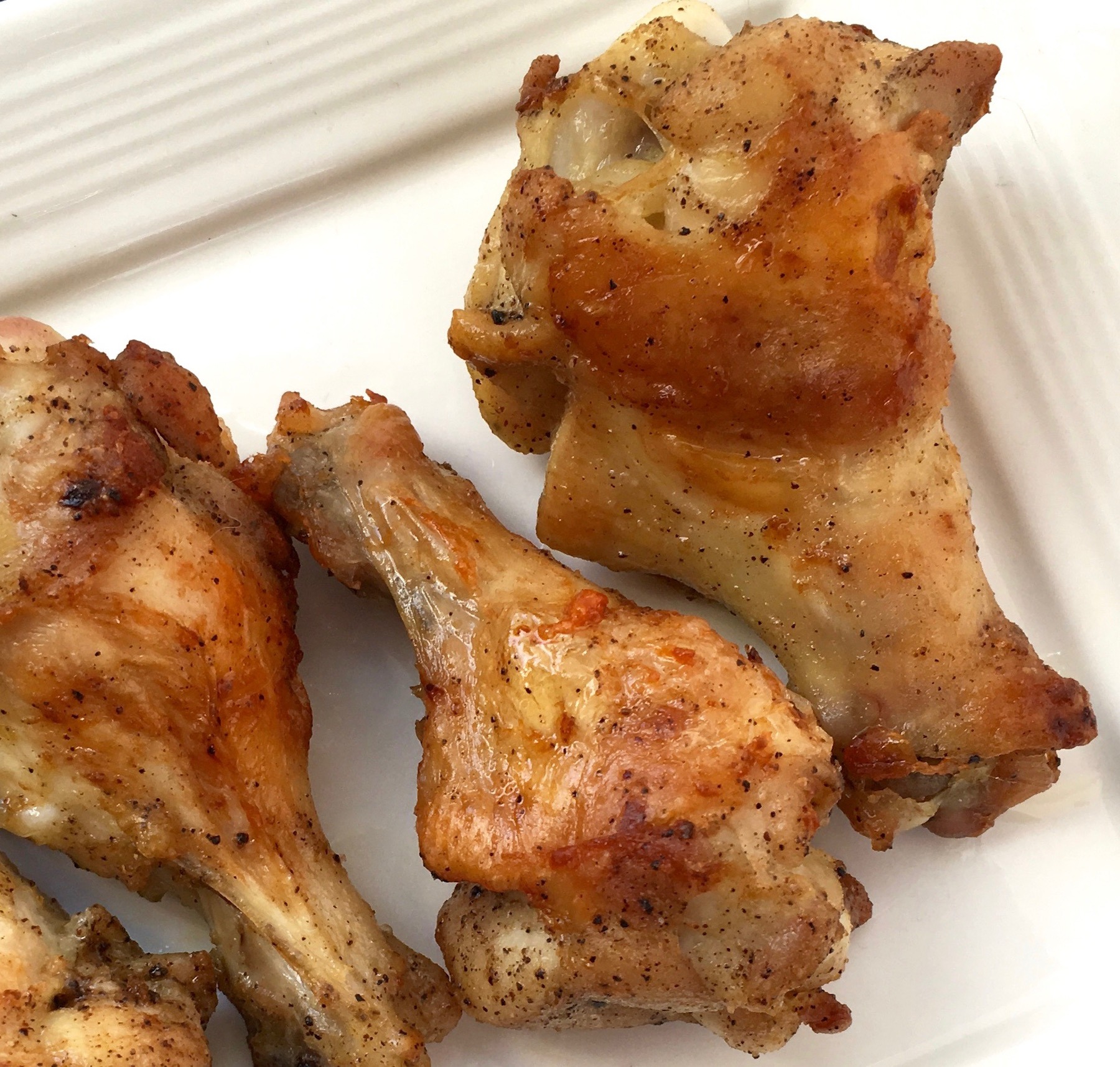 Lemon-Pepper Baked Chicken Wings