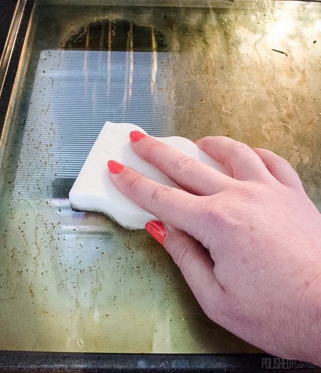 11 Time & Money Saving Cleaning Hacks For The Kitchen 6