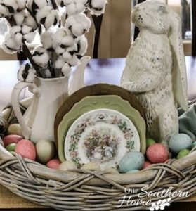 40 Easy & Inexpensive Centerpieces for Spring & Easter 37