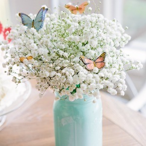 40 Easy & Inexpensive Centerpieces for Spring & Easter 23