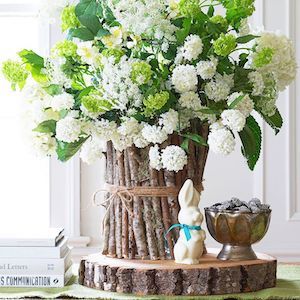 40 Easy & Inexpensive Centerpieces for Spring & Easter 35