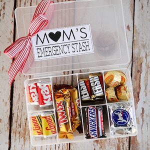 50 Mother's Day DIY Ideas She Will Love That Are Inexpensive & Ridiculously Easy 18