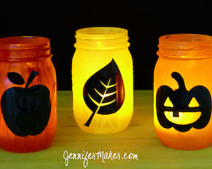 70 Mason Jar Crafts for Fall & Halloween 18