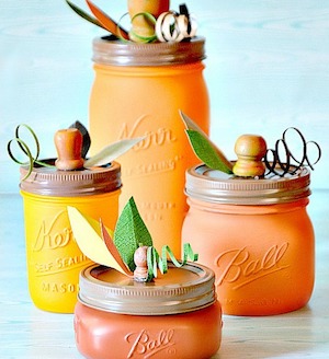 70 Mason Jar Crafts for Fall & Halloween 13