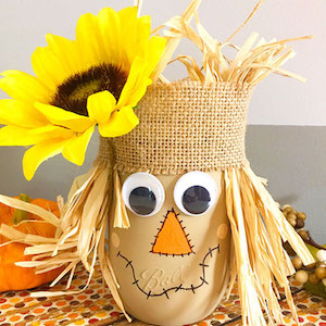 70 Mason Jar Crafts for Fall & Halloween 12