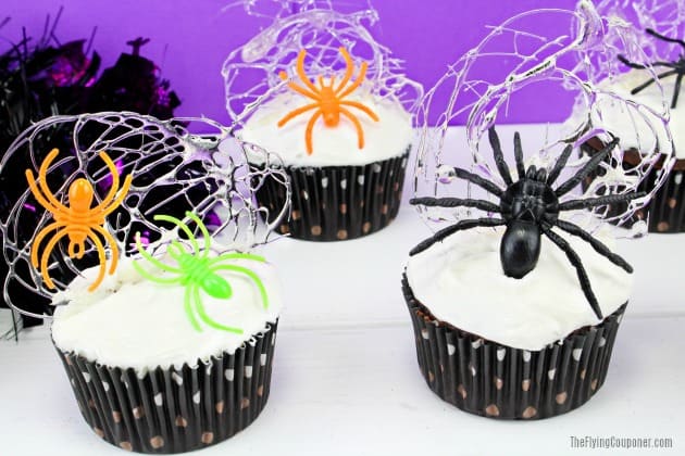 45 Fun & Festive Halloween Cupcake Ideas 17