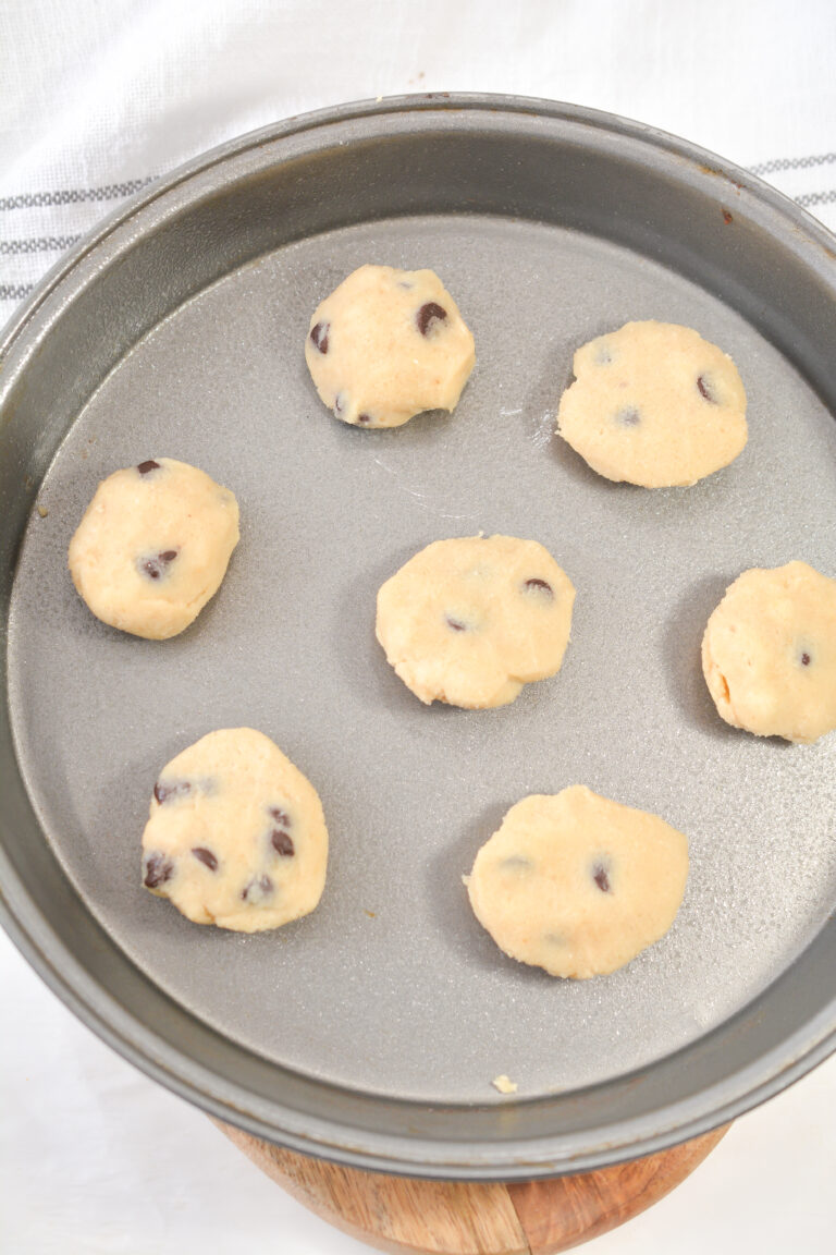 best-keto-air-fryer-chocolate-chip-cookies