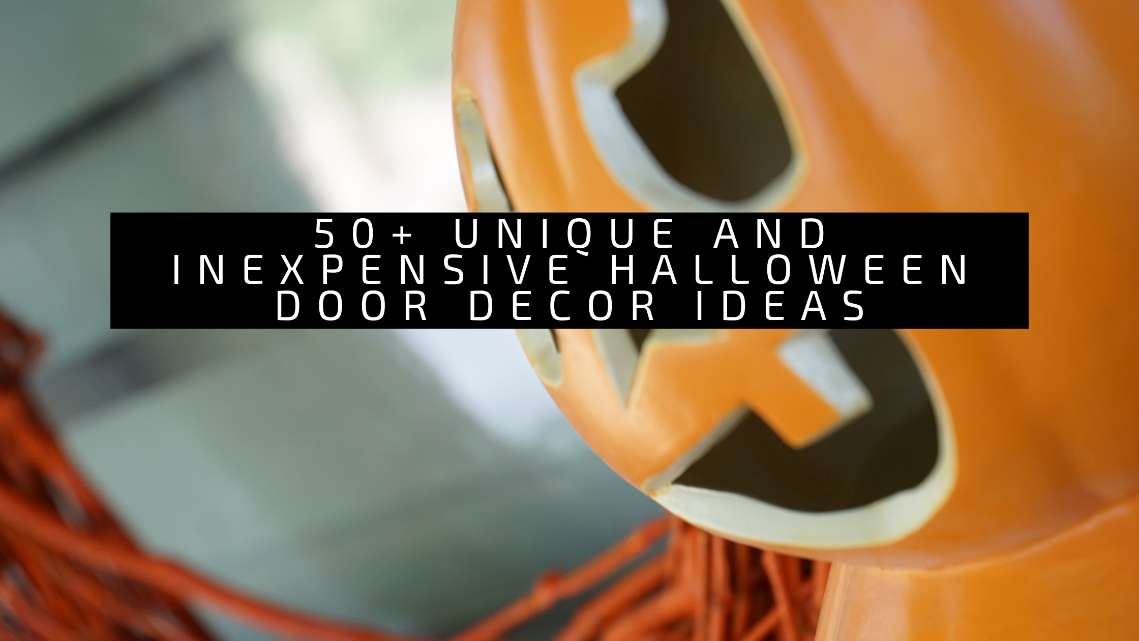 50+ Unique and Inexpensive Halloween Door Decor Ideas 41