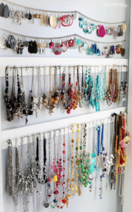 21 DIY Jewelry Organizers: A Practical and Stylish Way to Store Your Collection 11