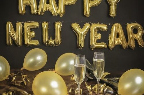 20 Retro-Chic Ways to Make Your At-Home New Year's Eve Party a Smash Hit 9