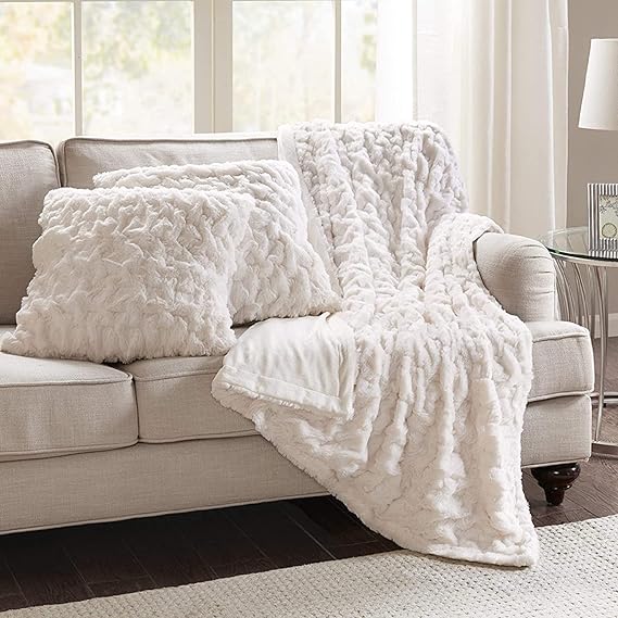 Cozy Home Accessories: 10 Must-Have Essentials for Ultimate Comfort 37